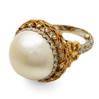 Buccellati (Milan, Italy) Mabe Pearl With Diamonds 18K Gold Ring, 10g Size: 5.5