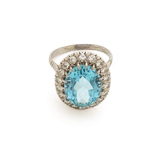 Lady's Oval Cut Aquamarine And Diamond Ring, 5g Size 6.25