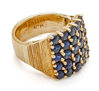 14kt Yellow Gold And Sapphire Ring, 8.3g Size: 4.5