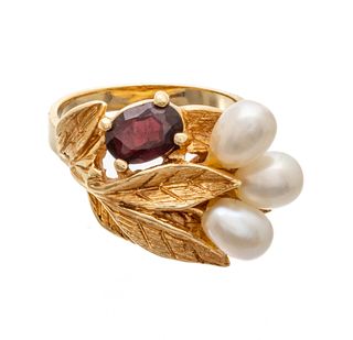 14K Yellow Gold, Garnet And 3 Pearl Ring, Size 6, 7.1g