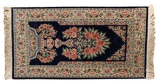 Persian Isfahan Handwoven Wool Prayer Rug W 3' L 5' 2''