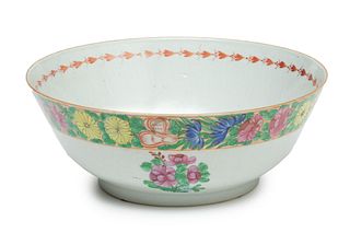 Chinese Rose Medallion Export Porcelain Bowl, 19th C., H 4.5" Dia. 11.5"
