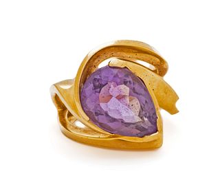 14kt Yellow Gold And 6.22ct Amethyst Ring, 15g Size: 7.25