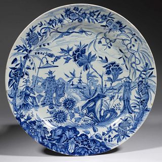 DUTCH DELFT TIN-GLAZED CHINOISERIE MOTIF CHARGER
