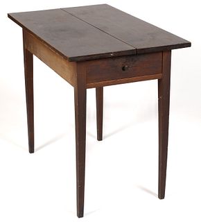 VIRGINIA FEDERAL WALNUT STAND TABLE