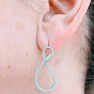 Stunning Diamond Teardrop Earrings