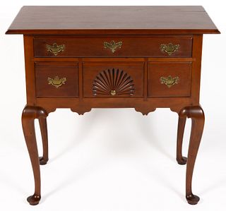 NEW ENGLAND QUEEN ANNE CARVED CHERRY DRESSING TABLE