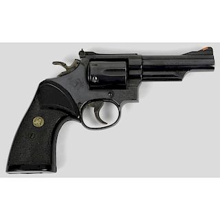**Smith & Wesson Model 19-5 Revolver