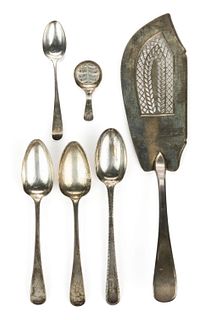 ENGLISH GEORGIAN STERLING SILVER SPOONS AND FISH SERVER, LOT OF SIX
