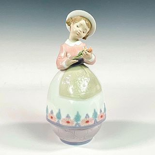 Treasures Of The Heart 1006554 - Lladro Porcelain Figurine