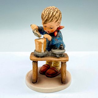 Goebel Hummel Porcelain Figurine, A Fair Measure HUM 345