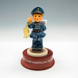 Goebel Hummel Porcelain Figurine, Salute to NYC Heroes 2039