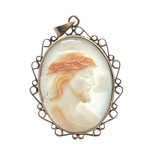 Antique Shell Cameo in 18k Gold Pendant