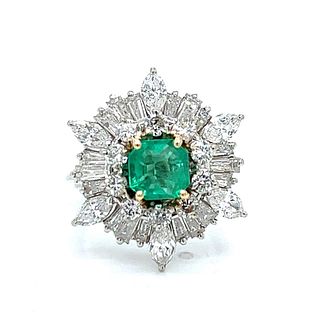 5.15 Ctw Diamonds & Emerald 18k Gold Cocktail Ring