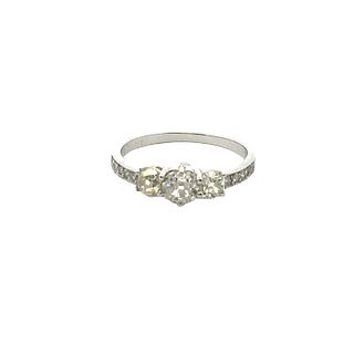 1.05 Ctw in Diamonds 18k Gold Ring Band