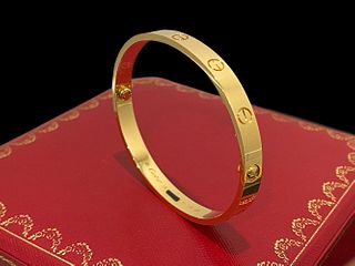 Cartier 18K Yellow Gold Love Bracelet Size 18