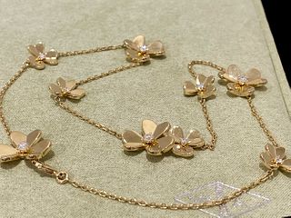 Van Cleef & Arpels Frivole necklace 9 flowers 18k yellow gold Diamonds