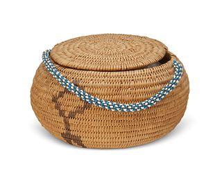 A small Washoe lidded basket