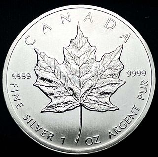 2012 Canada $5 Maple Leaf 1 ozt .9999 Silver