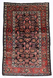 Antique Hamadan Rug, Persia: 4'1" x 6'5" (124 x 196 cm)