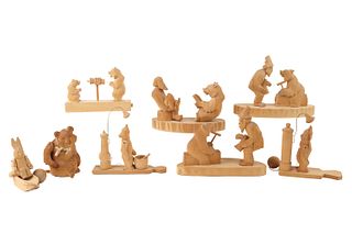 Group of Carved Wood Men & Bear Figures/Toys