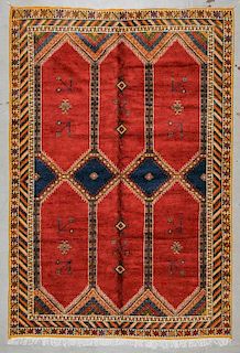 Vintage Moroccan Rug: 6'9'' x 9'10'' (206 x 300 cm)