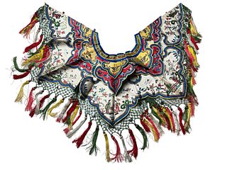 An embroidered Chinese Silk Figure Pattern Collar