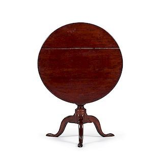 Chippendale-style Tilt Top Table