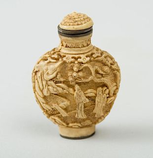 CHINESE METAL-MOUNTED CARVED COMPOSITION SNUFF BOTTLE AND STOPPER