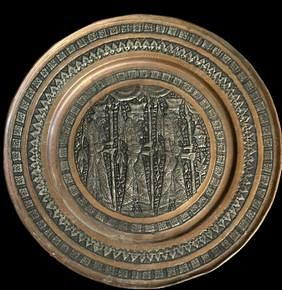 Kadjar Persian Tray in Polylobed Tinned Copper 