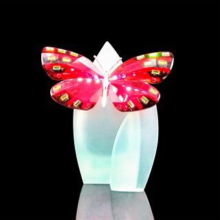 Swarovski Crystal Adena Butterfly Object with Leaf Stand