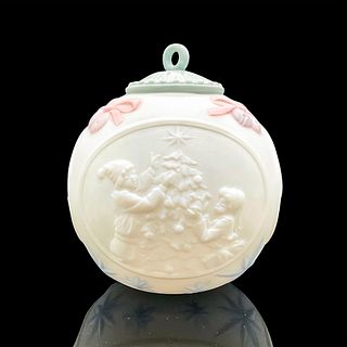 1995 Christmas Ball 1016207 - Lladro Porcelain Ornament