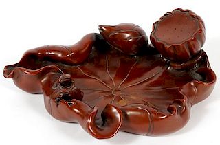 TAIWAN LACQUER DISH FROG ON LOTUS LEAF
