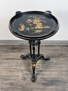 VINTAGE ASIAN BLACK & GOLD LACQUER SIDE TABLE