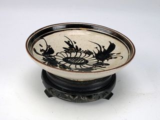 CIZHOU FLORAL DISH ON STAND
