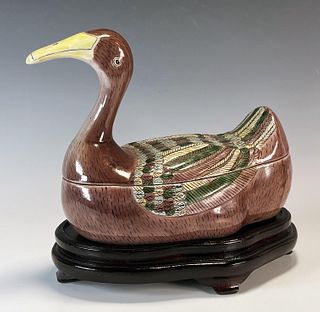 CHINESE CERAMIC DUCK TUREEN ON WOODEN STAND