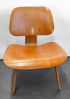EAMES LCW STYLE LOUNGE CHAIR