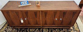 MID CENTURY DISTINCTIVE FRUN. BY STANLEY TEAK OR WALNUT AND ROSEWOOD 4 DOOR CREDENZA W/FITTED DRAWERS 29 1/2"H X 72"W X 18"D