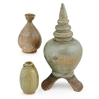 GROUP OF SOUTHEAST ASIAN POTTERY