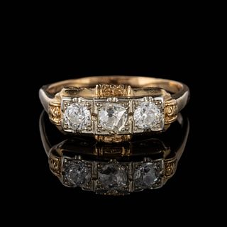 ANTIQUE / VINTAGE 14K-18K YELLOW GOLD AND DIAMOND LADY'S RING