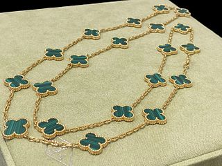 Van Cleef & Arpels Vintage Alhambra long necklace, 20 motifs. 18k yellow gold, Malachite.