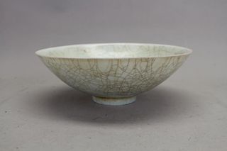 Antique Chinese Crackleware Bowl