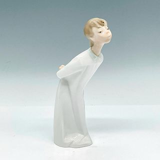Boy Kissing 1004869 - Lladro Porcelain Figurine