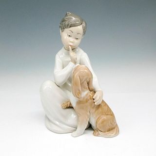 Boy With Dog 1004522 - Lladro Porcelain Figurine