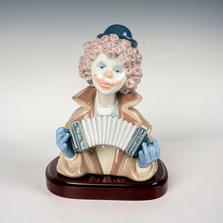 Fine Melody - Lladro Porcelain Figure