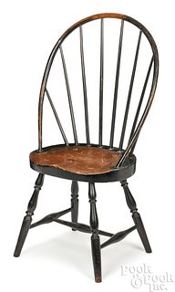 New England painted bowback Windsor chair