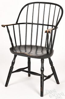New England painted sackback Windsor chair