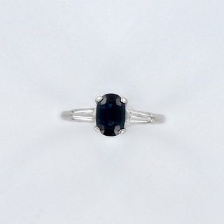 Beautiful Elegant Platinum, Diamond, and Sapphire Ring
