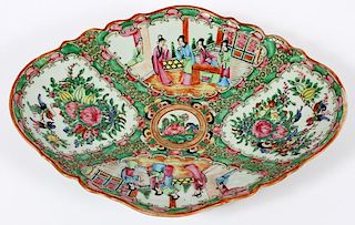 FAMILLE ROSE CHINESE FOOTED PLATTER 19TH.C.