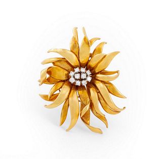 Floral 18K Yellow Gold Diamond Brooch